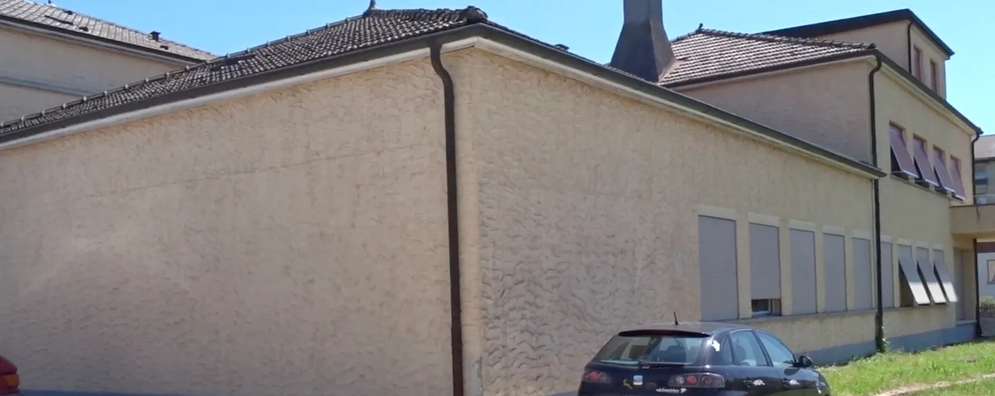 Charming Farmhouse Retreat - Photo 5 of 7