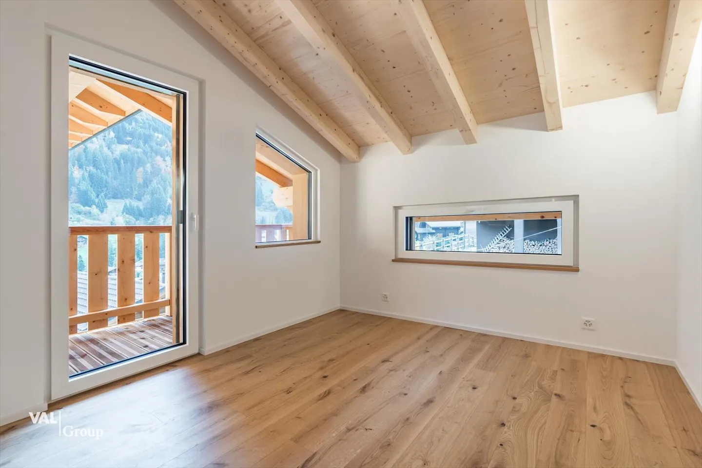 Chalet for sale - Photo 10 of 13