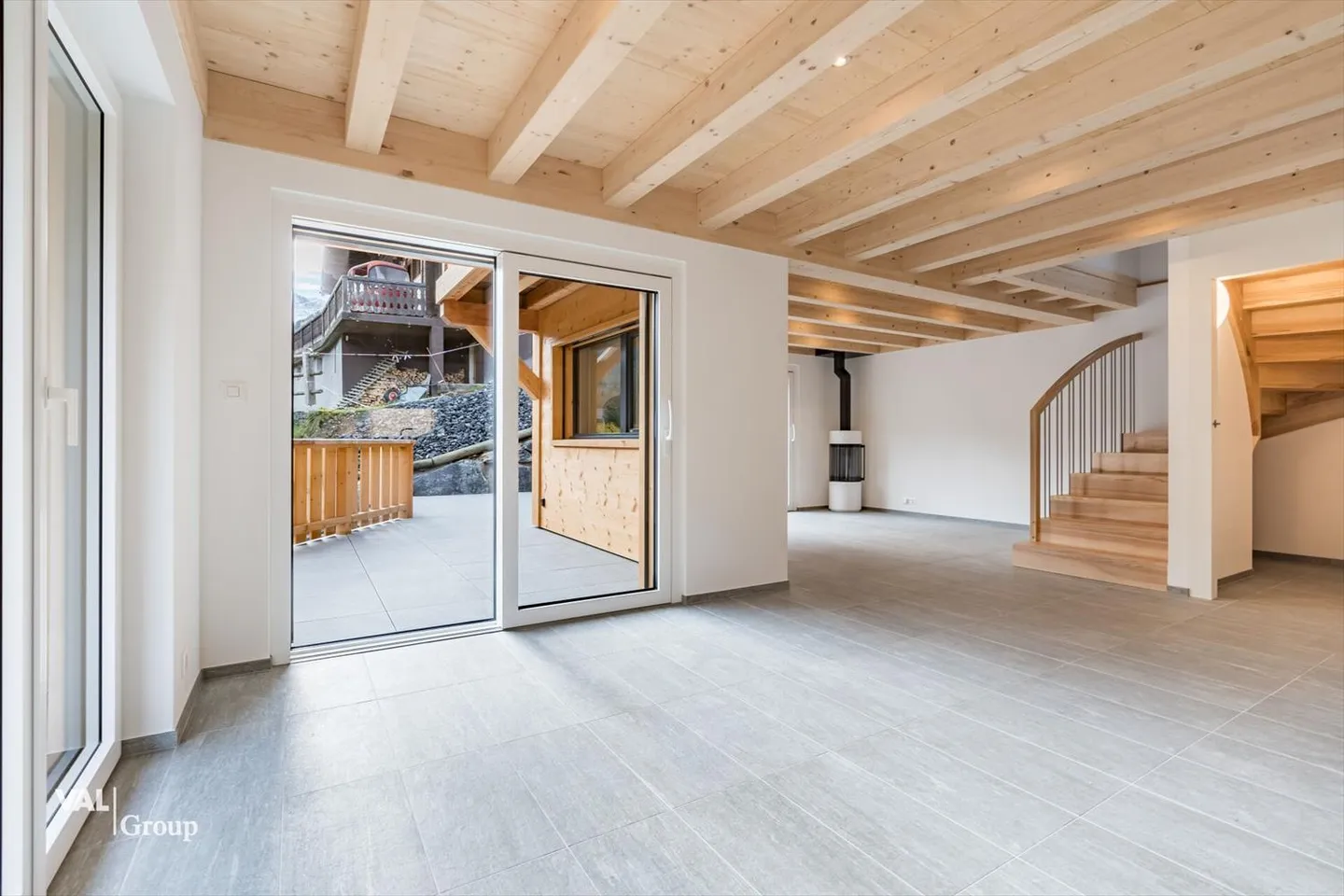 Chalet for sale - Photo 6 of 13