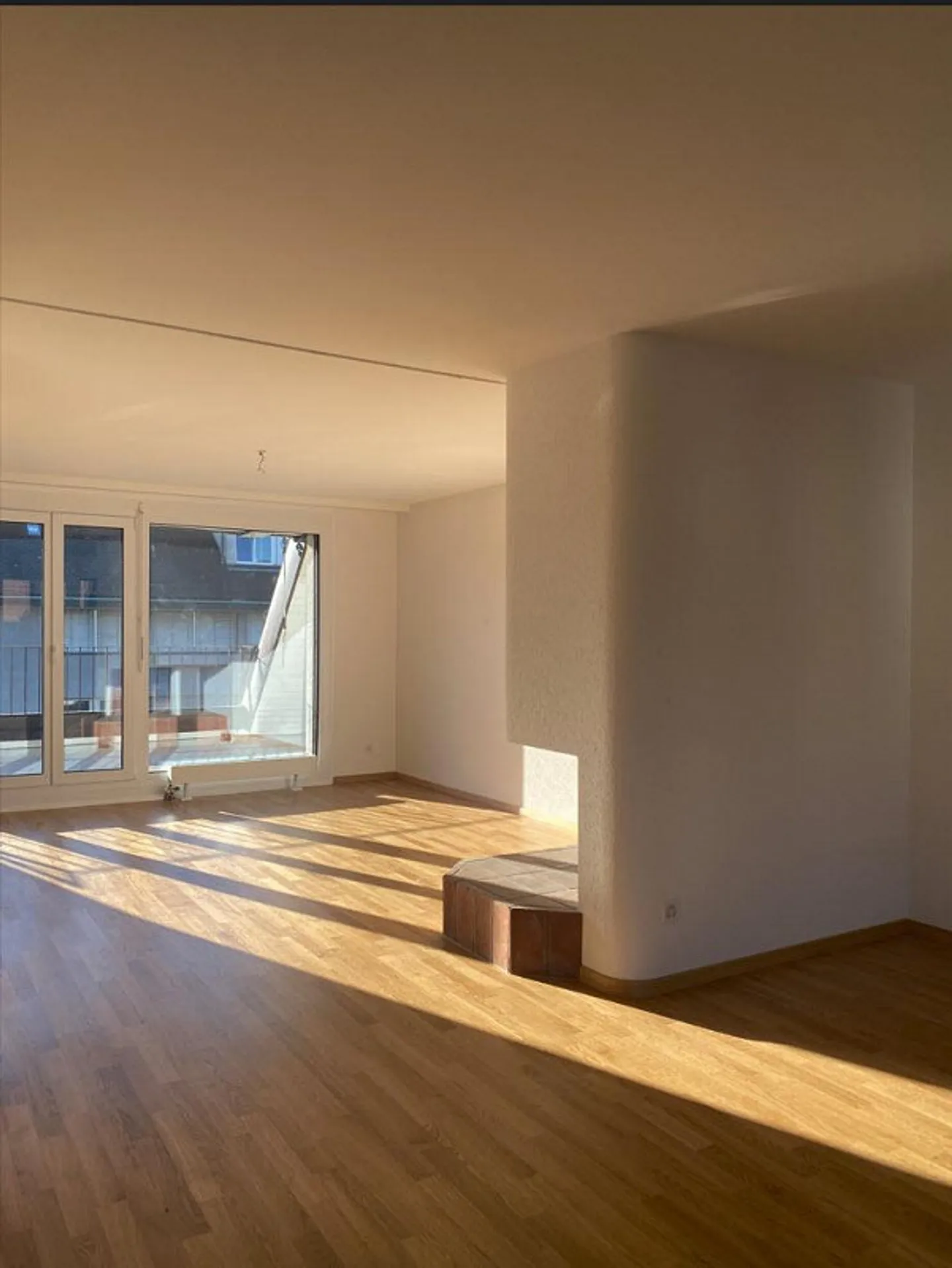 Grosszügige Wohnung mit Balkonen - Foto 5 von 12