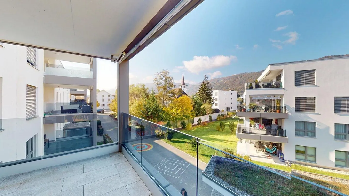 Komfortable Wohnung mit zwei grossen Balkonen - Foto 4 von 13