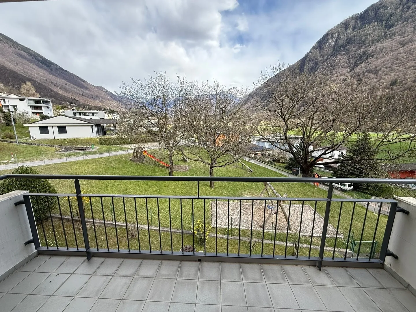 Pleasant 3.5 room apartment - Photo 6 of 10