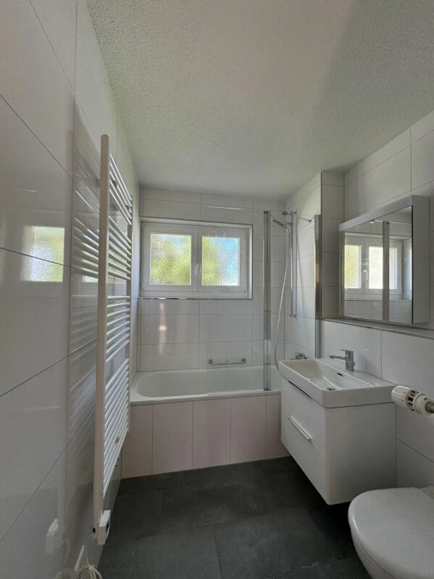 Charming 4.5-room apartment on the 1st floor. - Photo 6 of 9