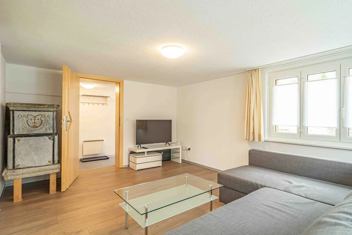 Appartamento moderno e luminoso nel Saastal - Foto 3 di 12