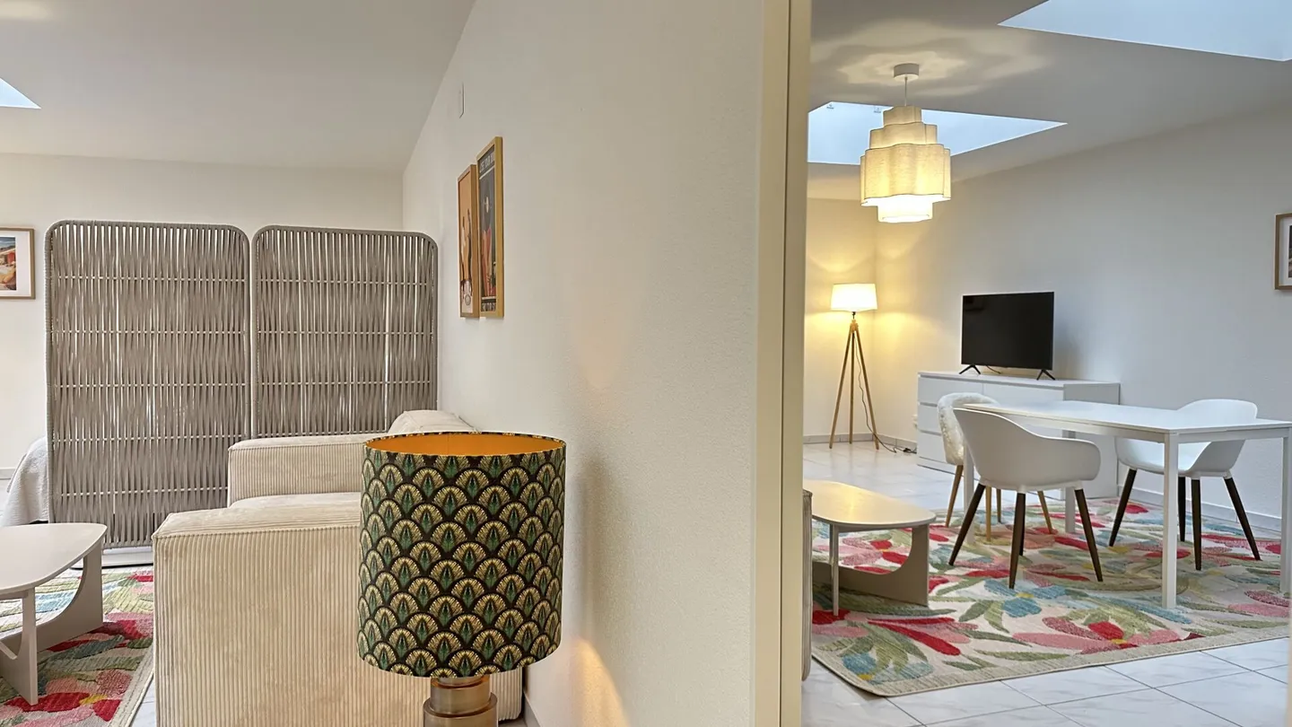 Pulp Fiction Suite Appartamento elegante con 1 camera a Zurigo (completamente arredato) - Foto 3 di 8