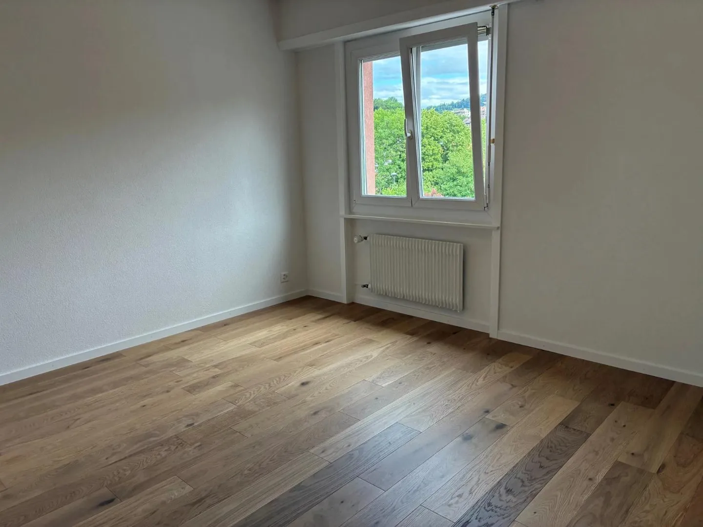 Schöne, vollständig renovierte Wohnung mit Blick auf den See und die Berge, gelegen in - Foto 5 von 7