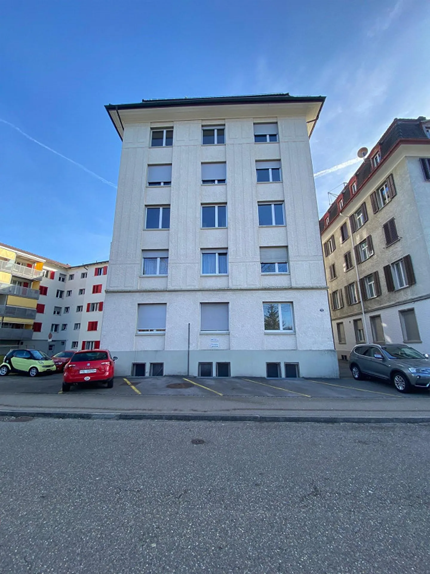 Outdoor parking space for rent in St. Gallen! - Photo 1 of 1