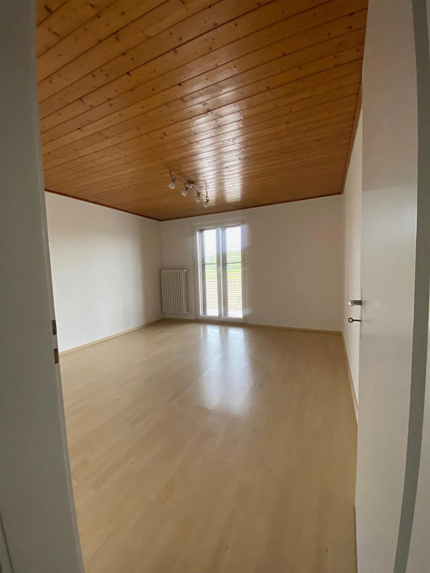 Bright and spacious 4½-room semi-detached single-family house - Photo 5 of 14