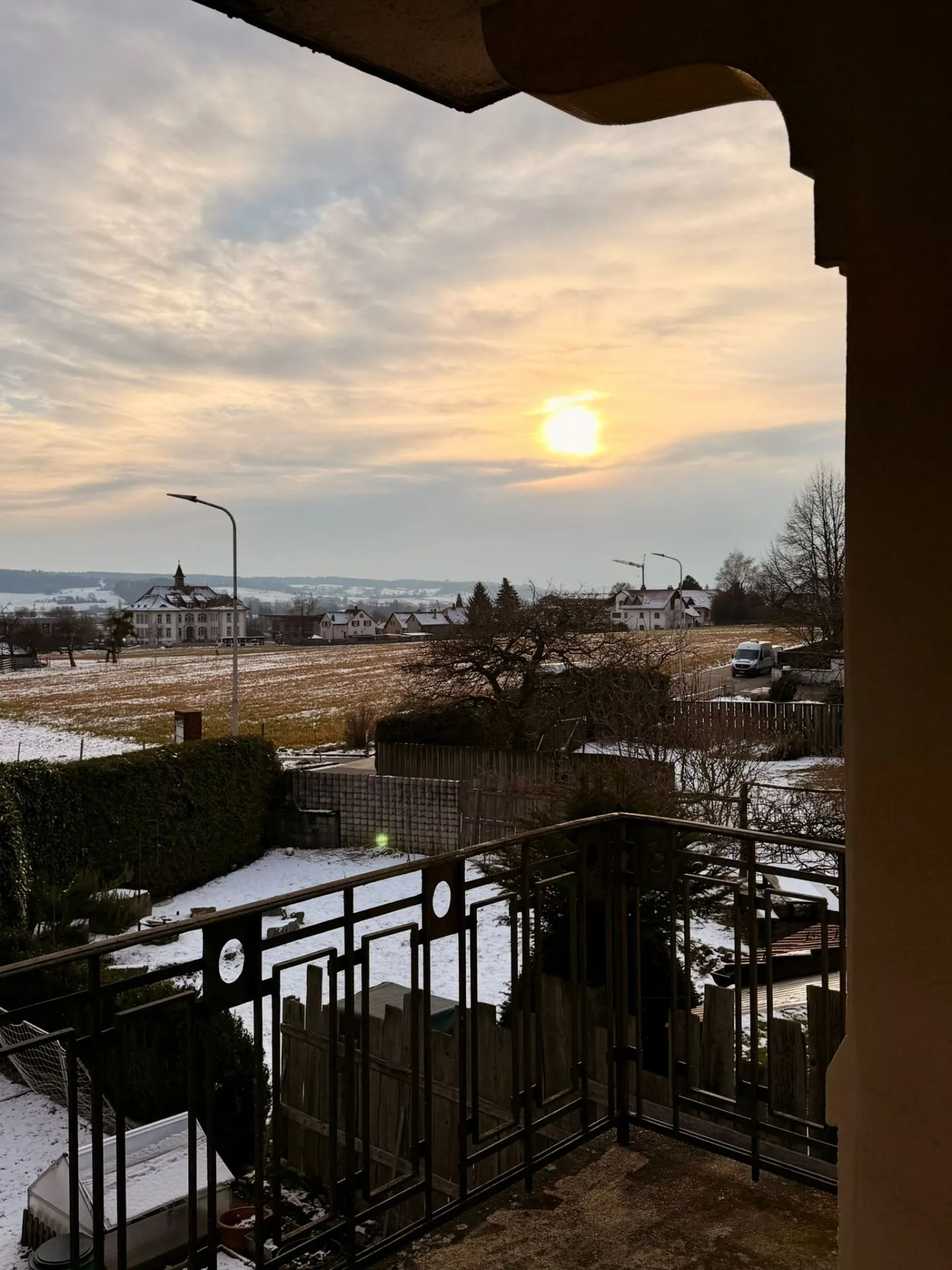 Attractive multi-family house with character in a central location in Bellach SO - Photo 11 of 31