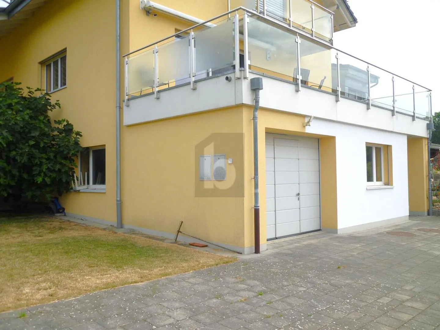 Immeuble mixte à louer - Photo 1 sur 6