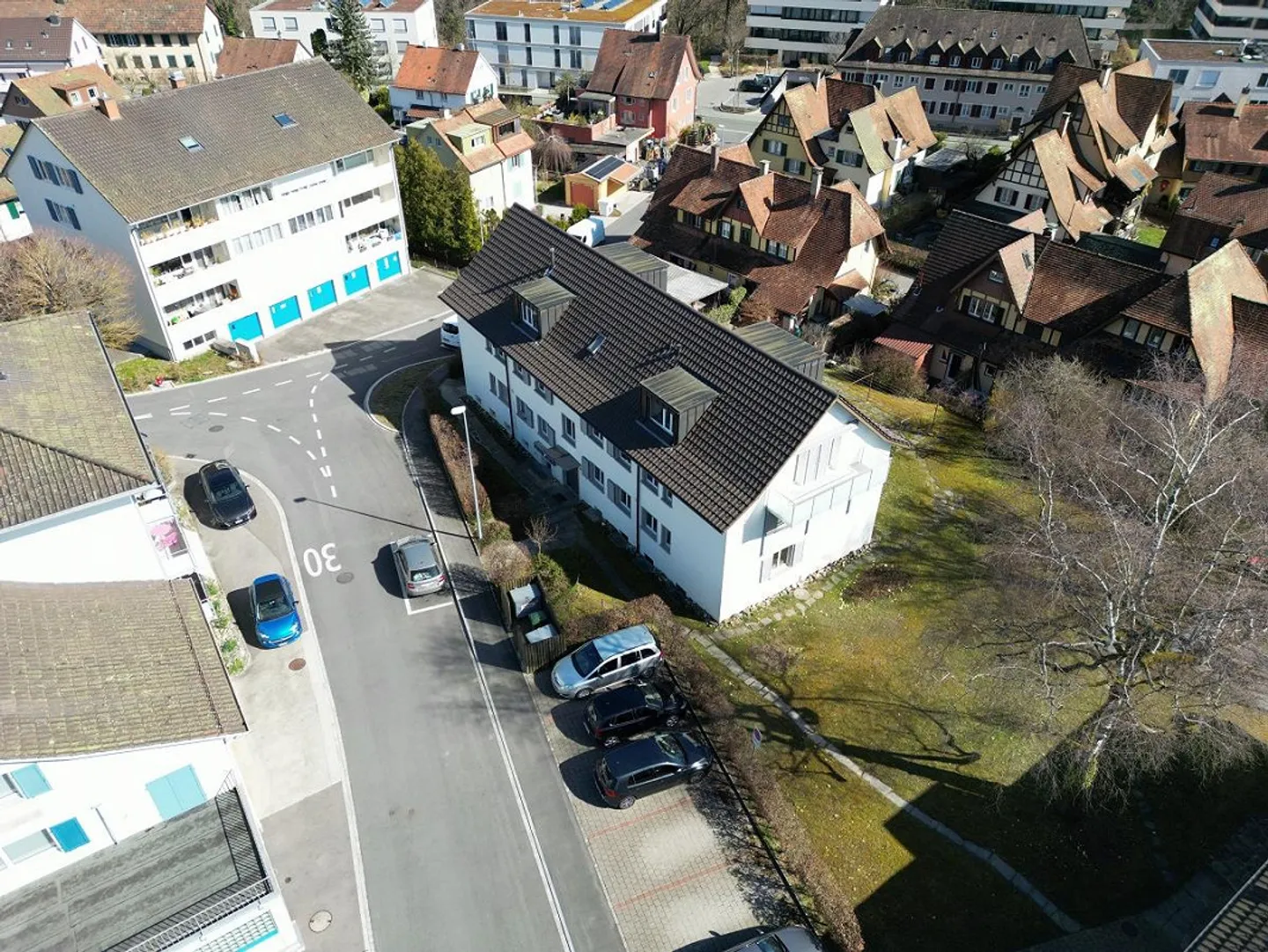 Appartamento moderno e luminoso nel popolare quartiere Breite - Foto 1 di 13