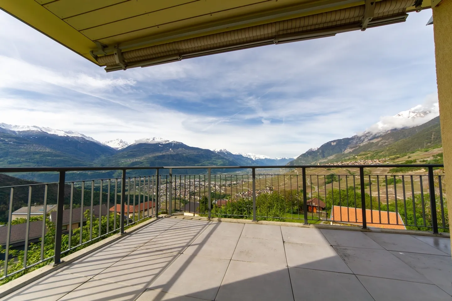 Appartement spacieux avec balcon - Photo 10 sur 11