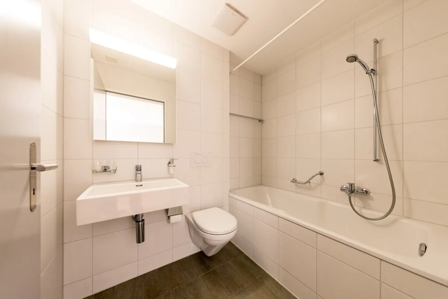 Apartment for rent - Photo 5 of 6
