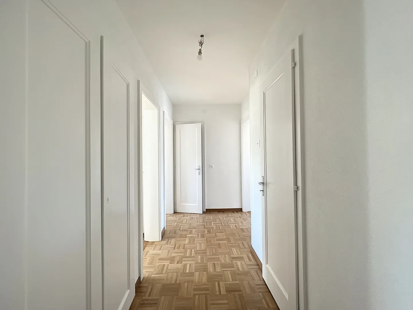 Appartement rénové à Vevey - Photo 3 sur 11