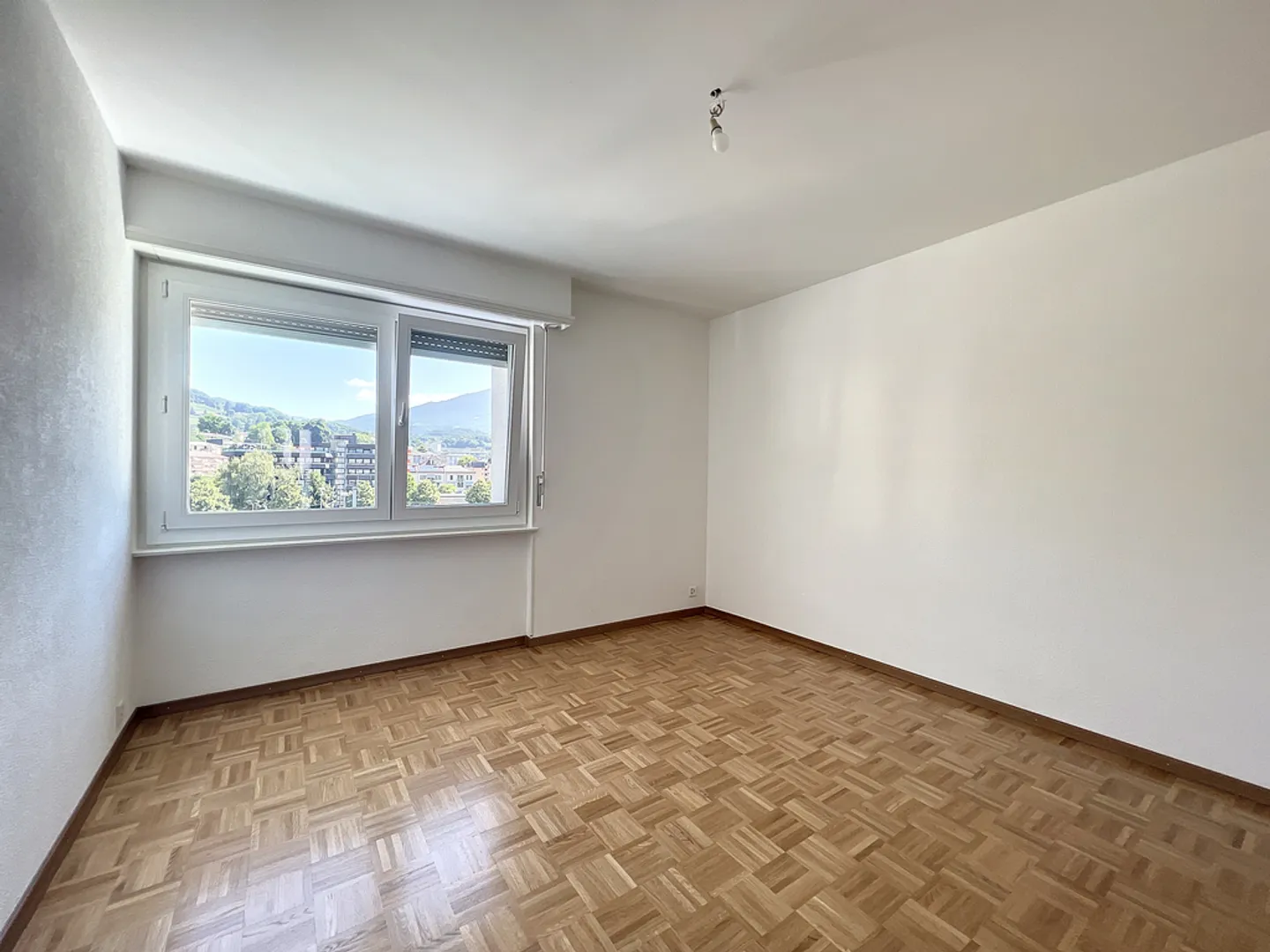 Appartement rénové à Vevey - Photo 4 sur 11