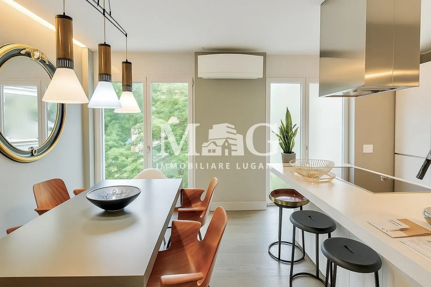 Lugano, Castagnola: Moderne Villa mit Pool und Seeblick - Foto 7 von 17