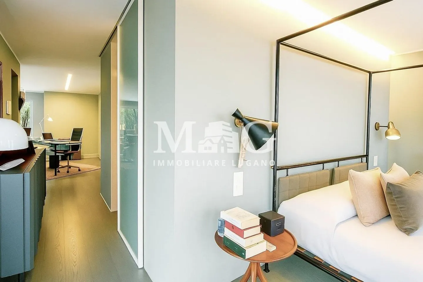 Lugano, Castagnola: Moderne Villa mit Pool und Seeblick - Foto 12 von 17