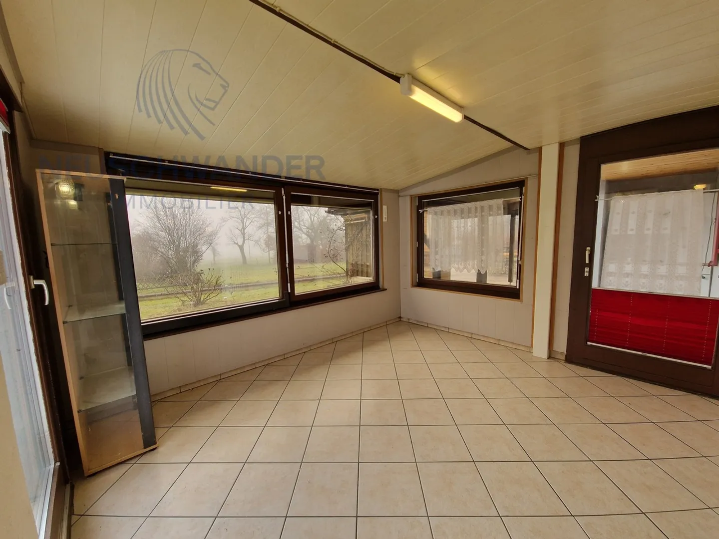 Dans une maison locative de deux logements - Photo 4 sur 8