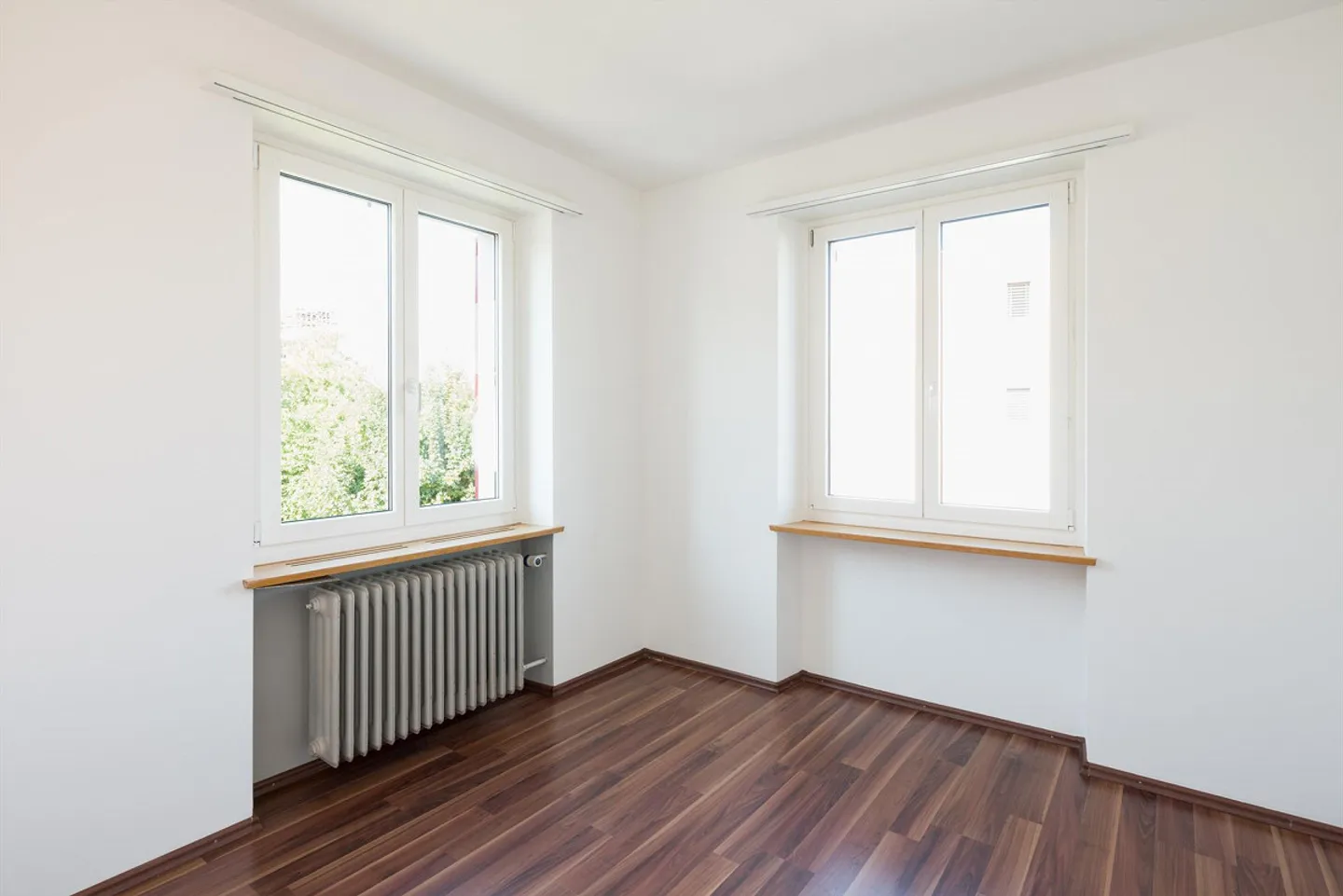 Casa unifamiliare di 5 stanze di 180 m2 nel centro del villaggio di Therwil vicino ai mezzi pubblici - Foto 11 di 12