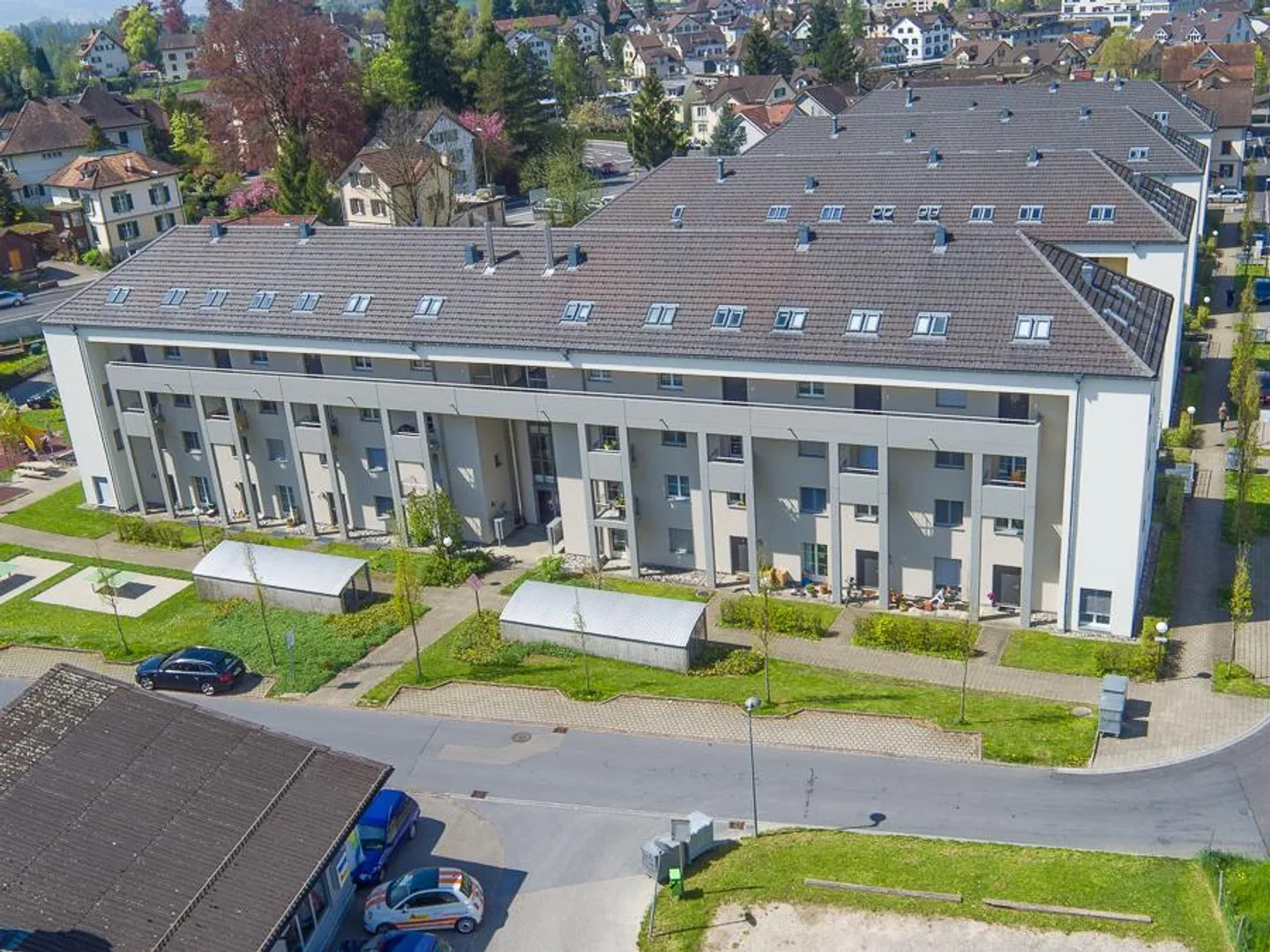 Appartement à 2 étages, avec un grenier interne supplémentaire de 56 m2 au dernier étage - Photo 1 sur 11