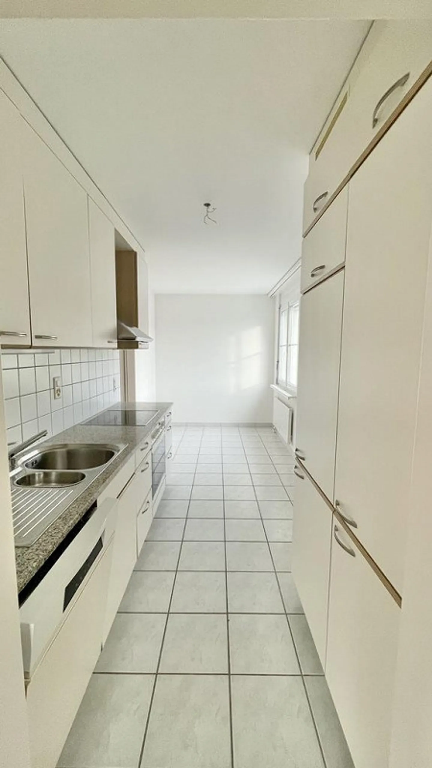 Appartement à 2 étages, avec un grenier interne supplémentaire de 56 m2 au dernier étage - Photo 2 sur 11