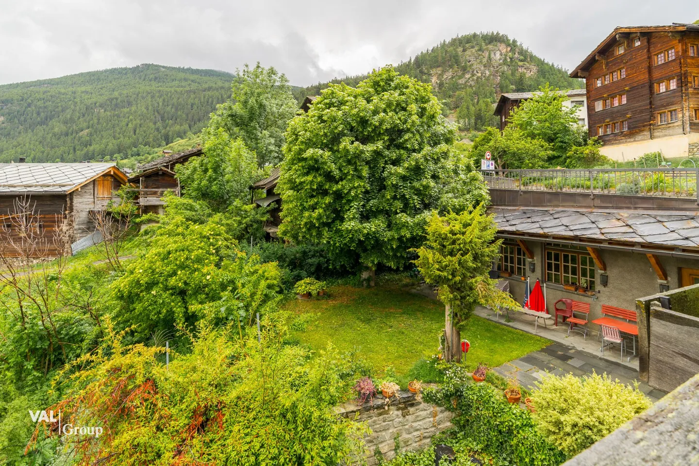 Un ensemble unique avec potentiel - Vivre, louer, concevoir - Photo 32 sur 33