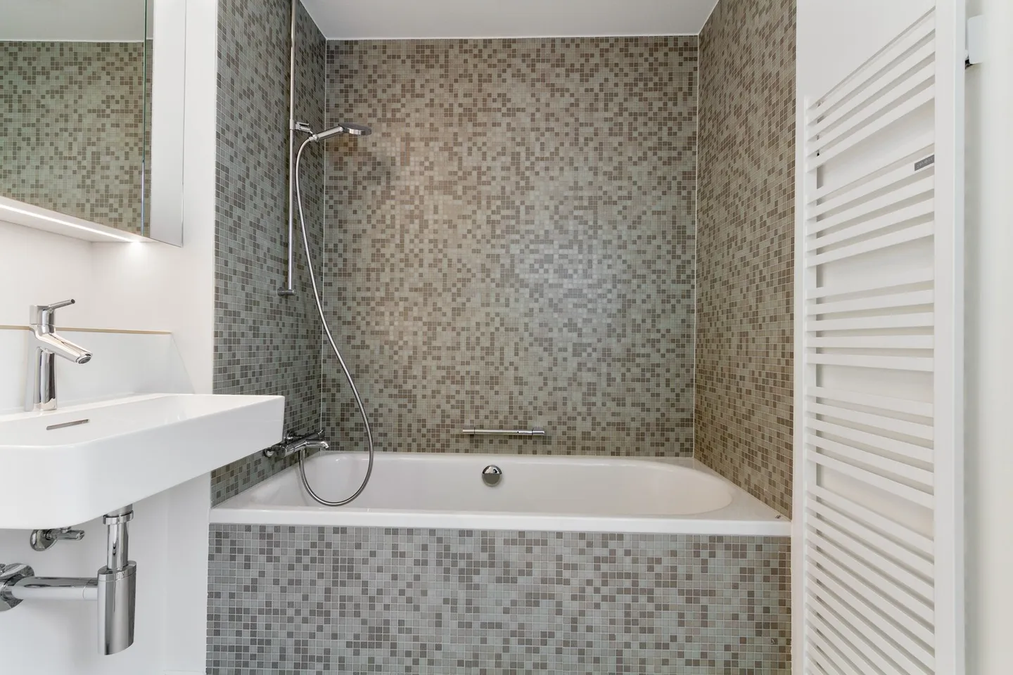 4.5 Room Apartment - Photo 6 of 12