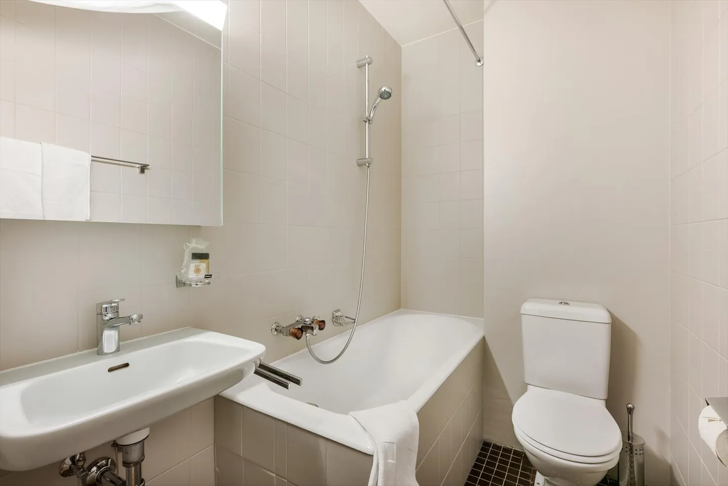 Appartement meublé - Photo 6 sur 8