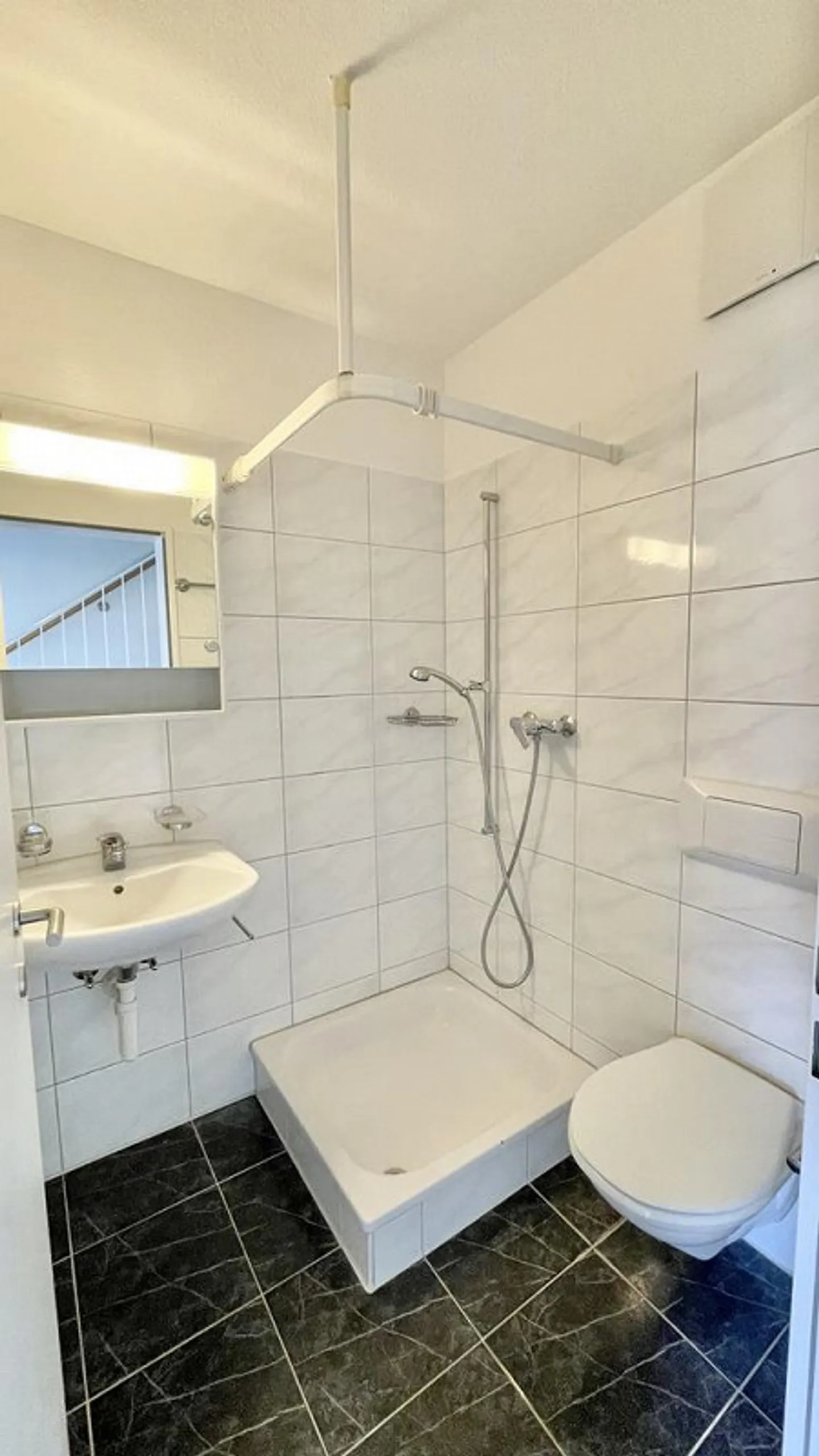 Appartement à 2 étages, avec un grenier interne supplémentaire de 56 m2 au dernier étage - Photo 4 sur 11