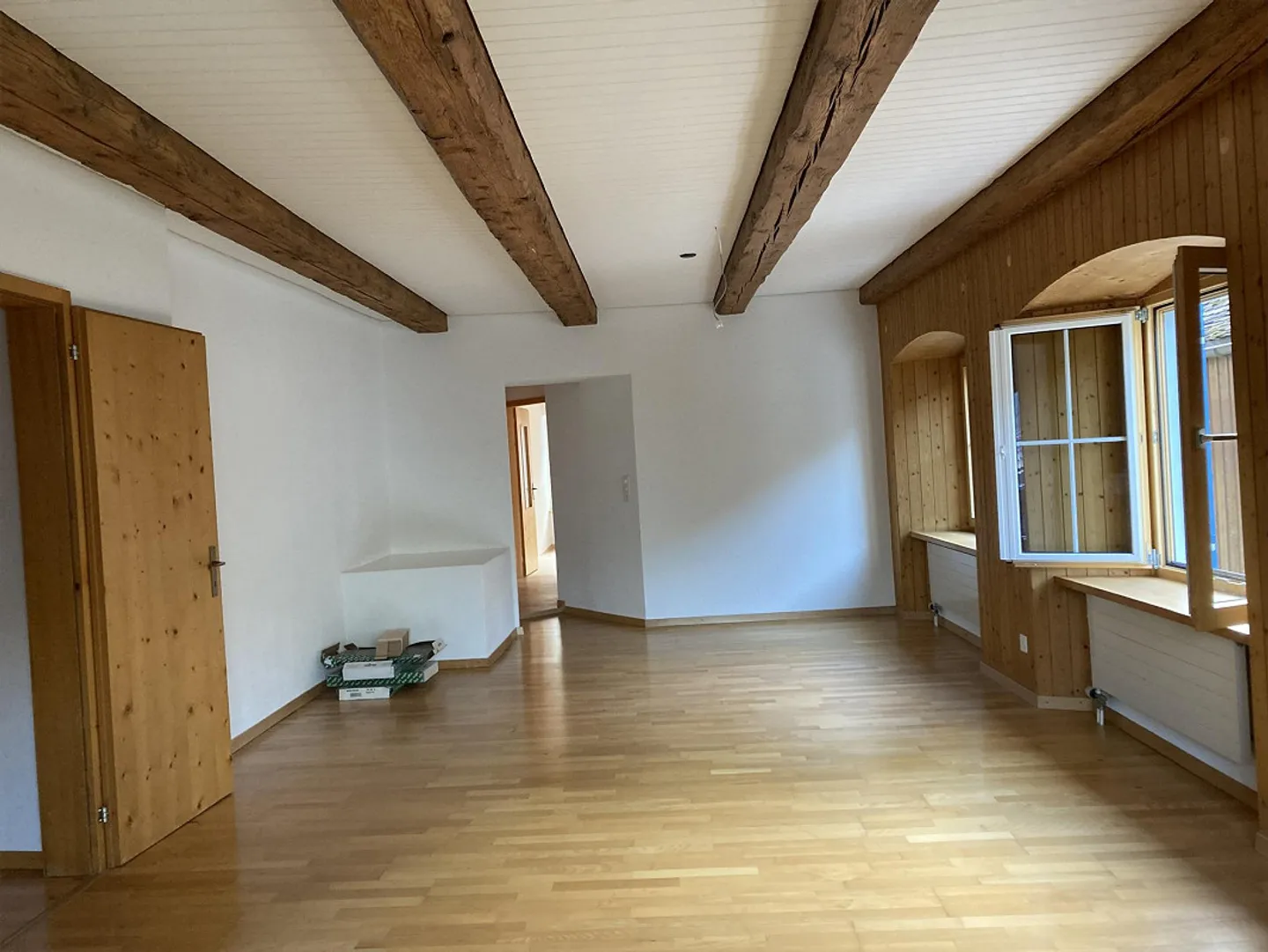 Bright apartment with balcony in the rectory of Fläsch - Photo 4 of 6