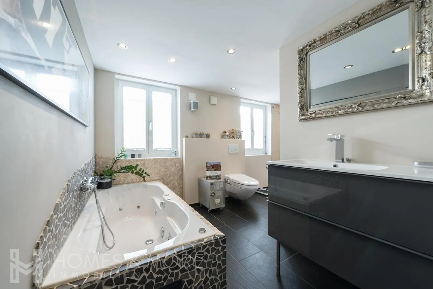 FERME AVEC POTENTIEL DE DÉVELOPPEMENT - Photo 6 sur 10