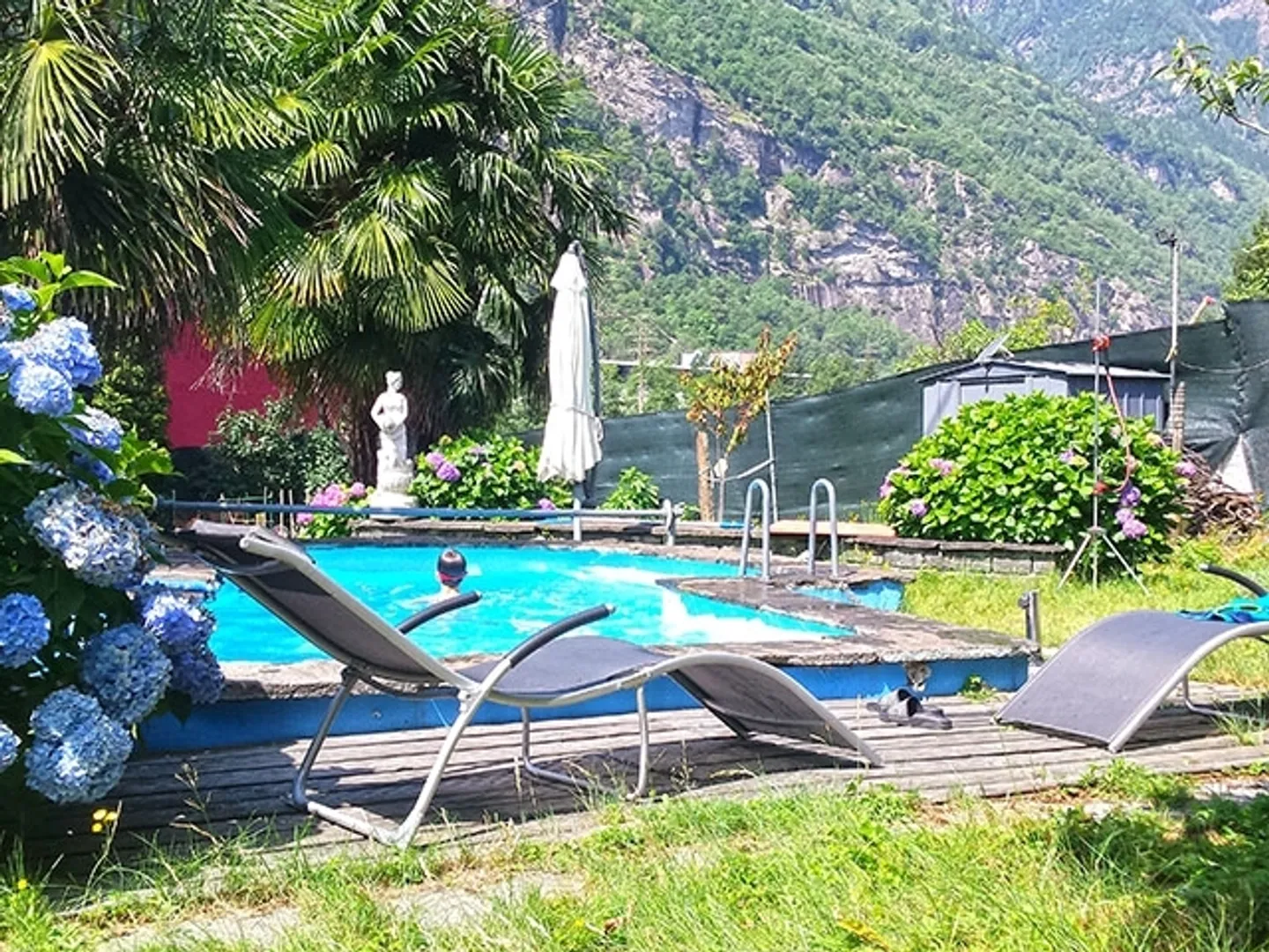 BODIO - VILLA CON PISCINA - 11.0 CAMERE - Foto 2 di 6