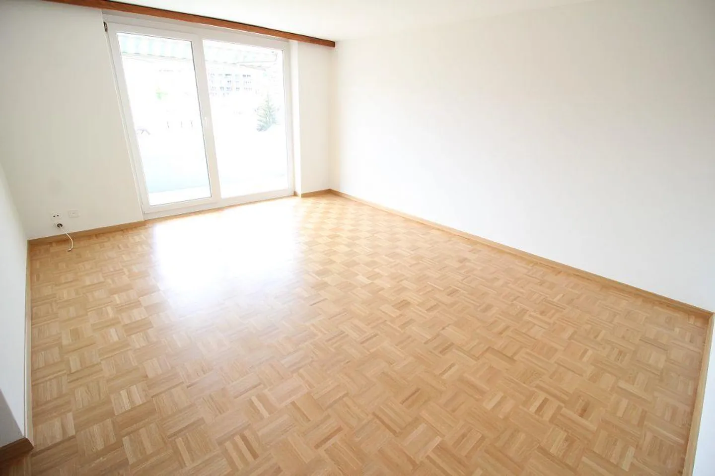 Appartamento moderno nel centro di Neuhausen - Foto 5 di 10