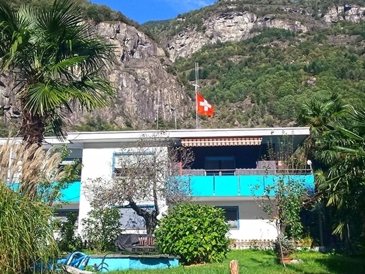 BODIO - VILLA CON PISCINA - 11.0 CAMERE - Foto 1 di 6