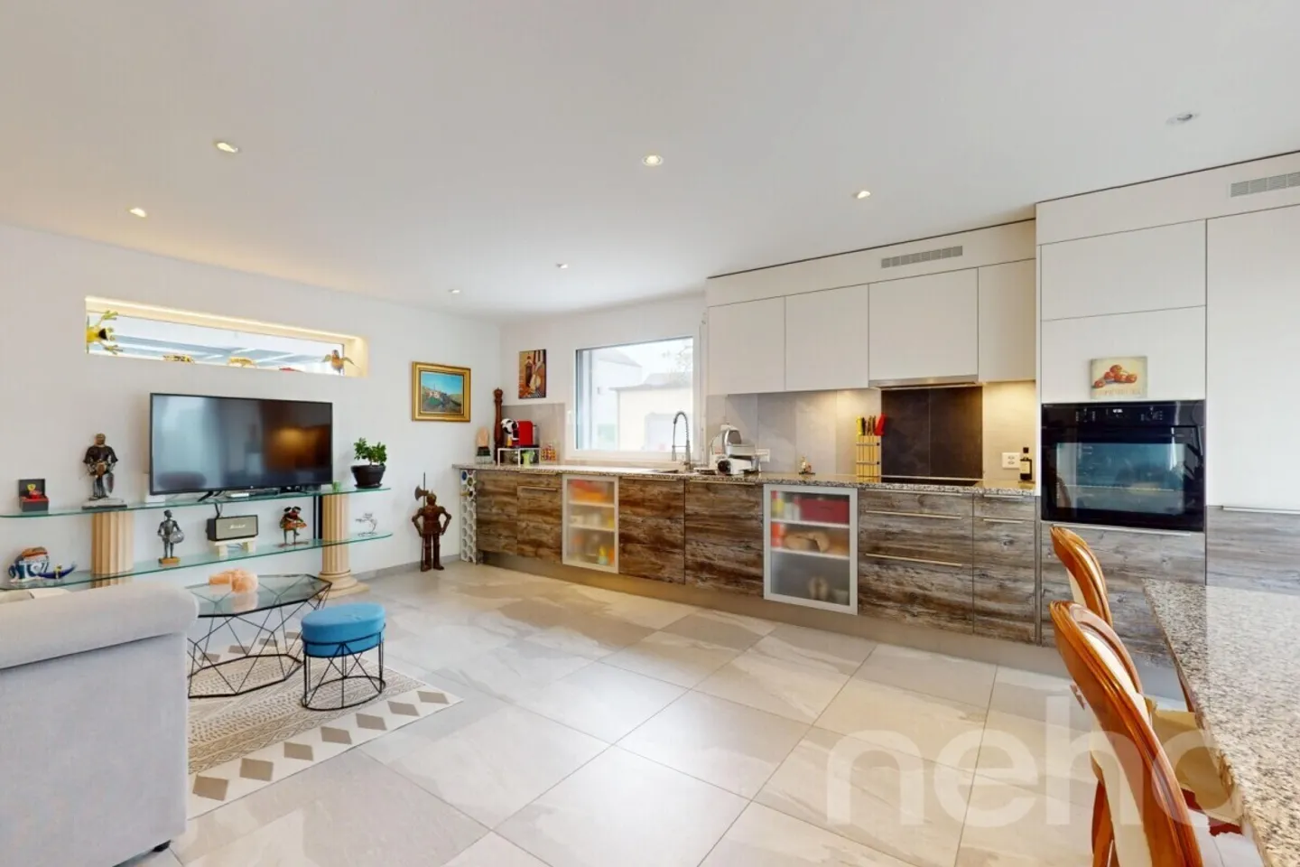 Beautiful 3.5-room duplex with terrace in Sugiez - Photo 4 of 12