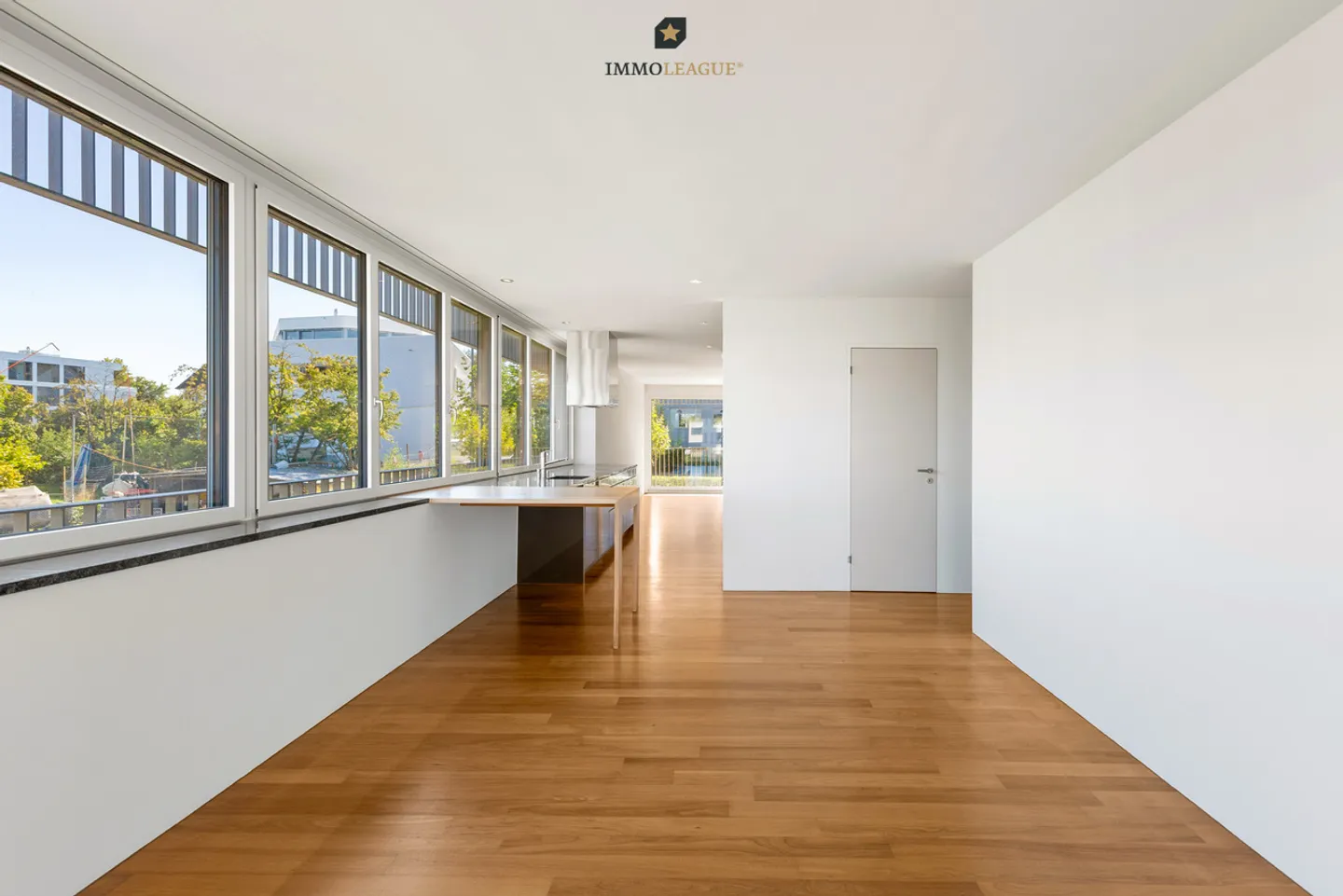 Lake View and Two Terraces – Living at the Highest Level. - Photo 3 of 12