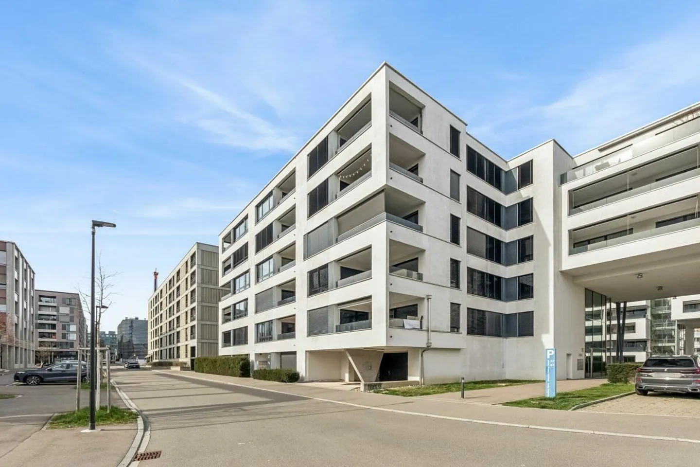 Garden Apartment in Glattpark - Photo 2 of 15