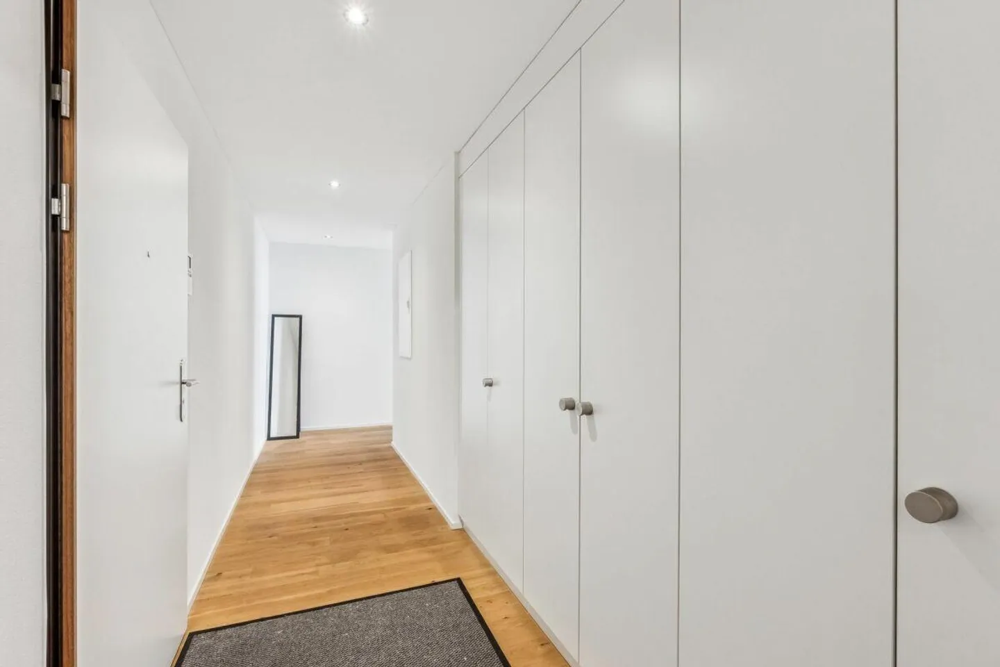 Garden Apartment in Glattpark - Photo 14 of 15