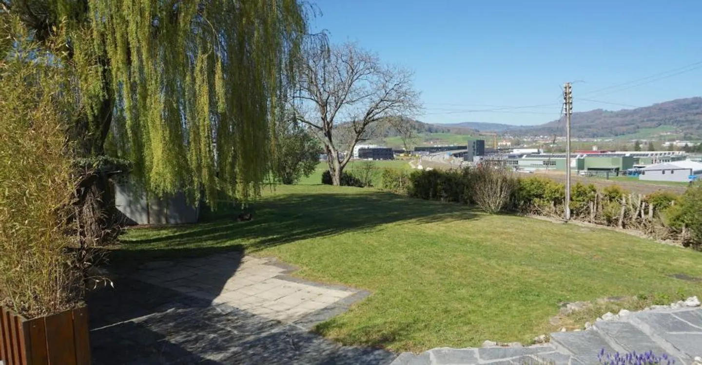ARI-258 - Detached house with 6.5 rooms on a plot of 1,572 m2 - Photo 5 of 11