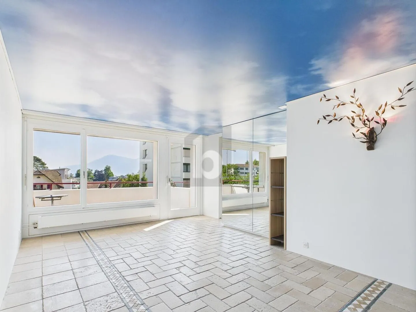 Apartment for rent - Photo 2 of 6