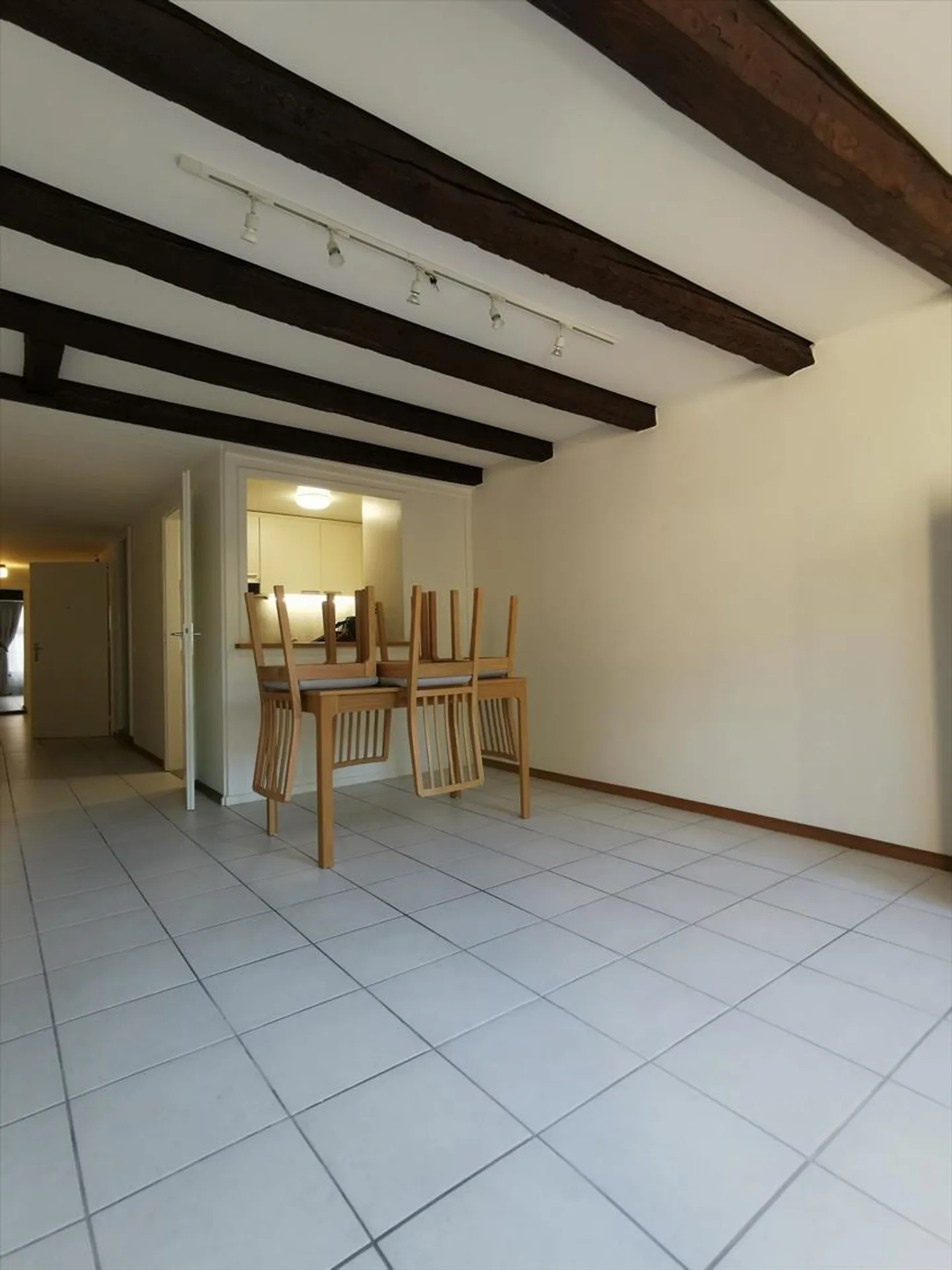Charmant Appartement Centre Ville - Photo 4 sur 8