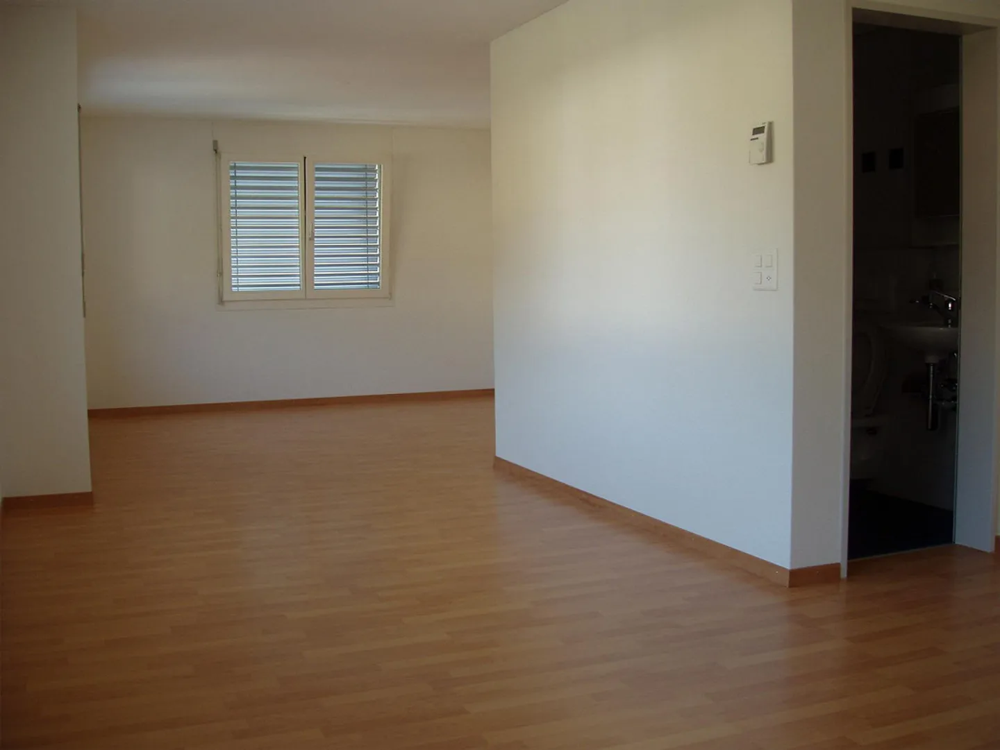 Vielseitiger Büroraum zu vermieten - Foto 3 von 7