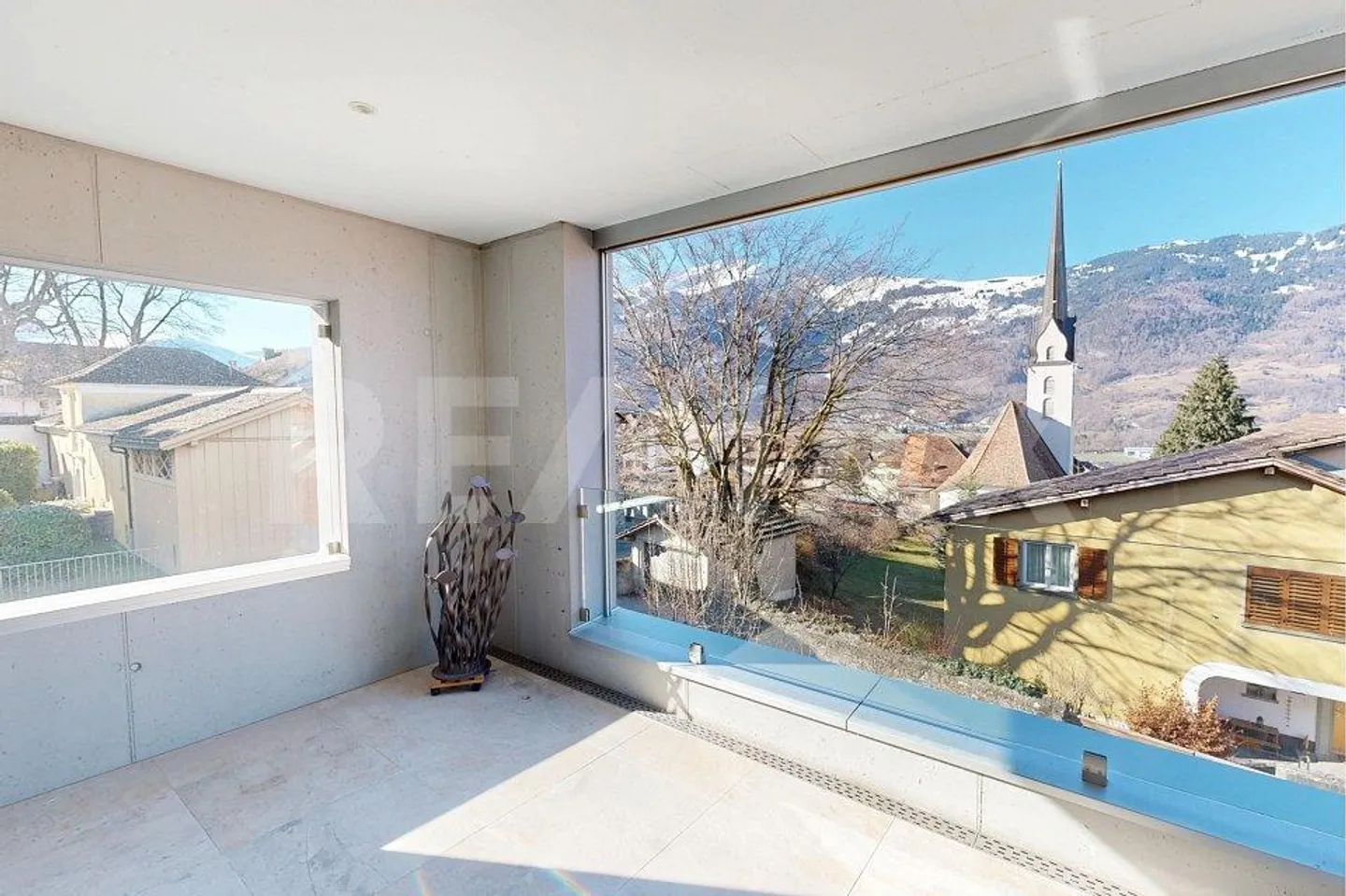 Appartamento 5½ locali con 2 posti auto in garage e locale disponibile - Foto 5 di 10