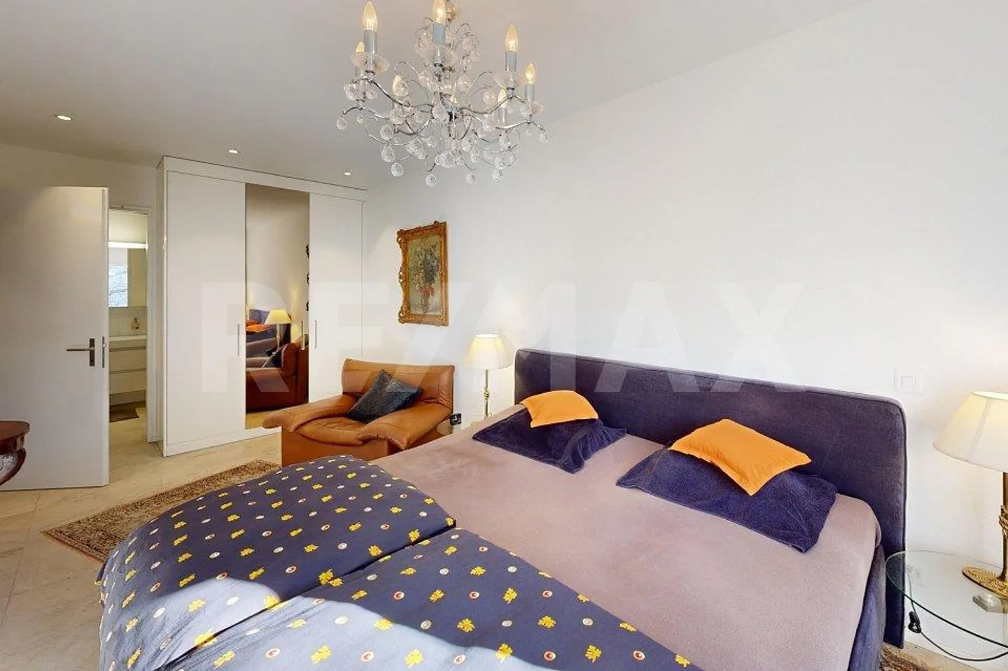 Appartamento 5½ locali con 2 posti auto in garage e locale disponibile - Foto 8 di 10