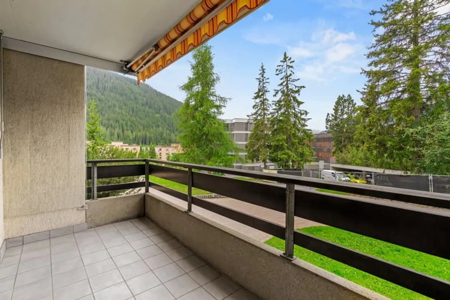 Apartment for rent - Photo 1 of 8