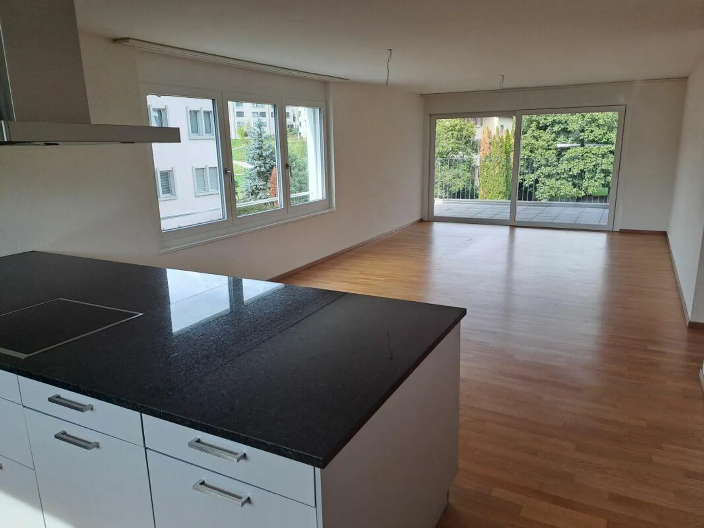 Moderne 4.5 Zimmer-Wohnung - Foto 1 von 7