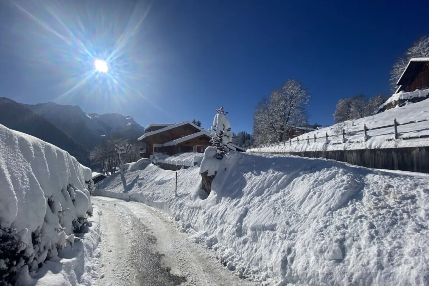 "Der Gute Stern"? Chalet mit 3 Baugrundstücken - Foto 10 von 12