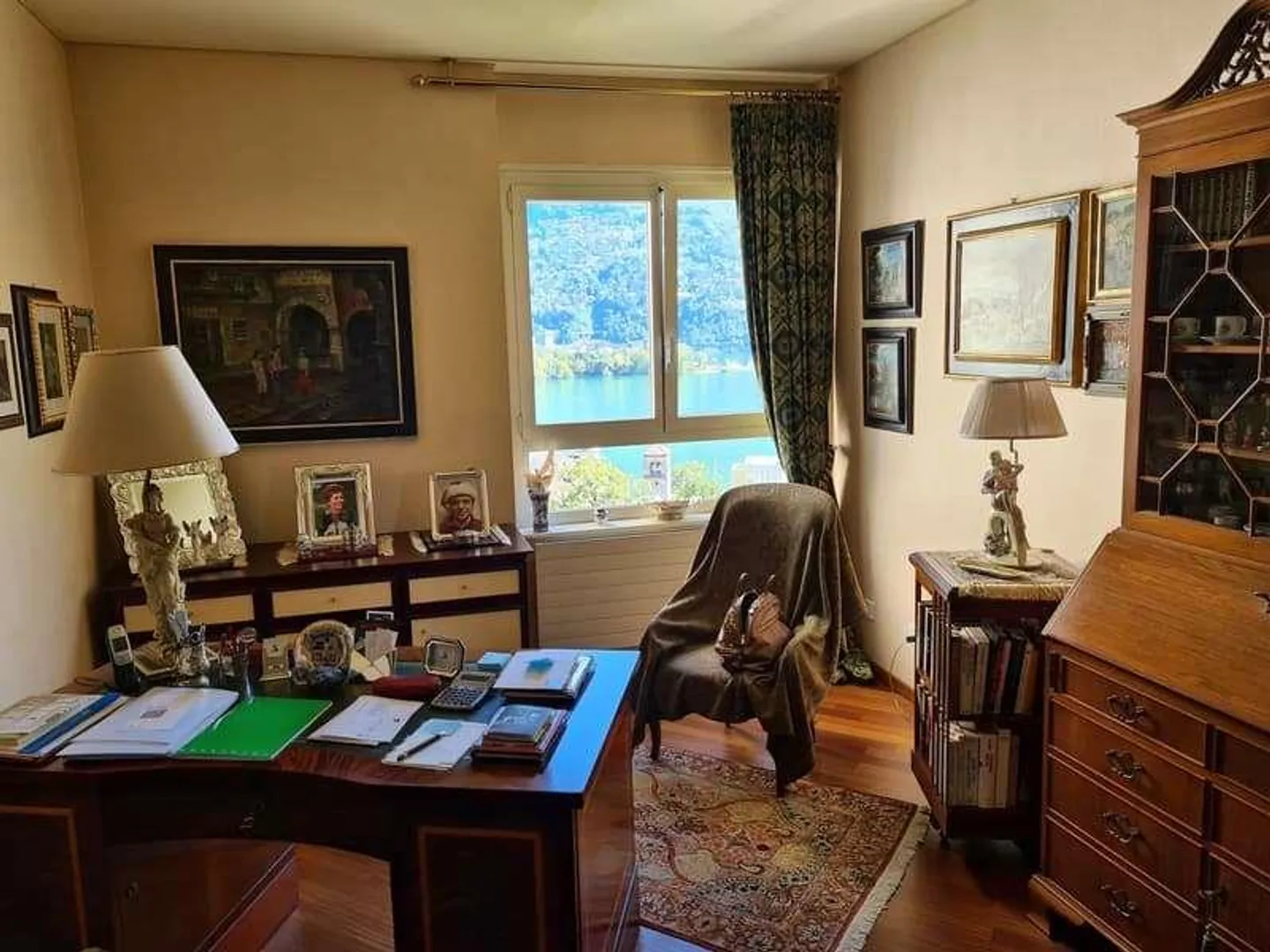 2468X_Zentrale 4.5-Zimmer-Wohnung mit Seeblick. - Foto 7 di 10