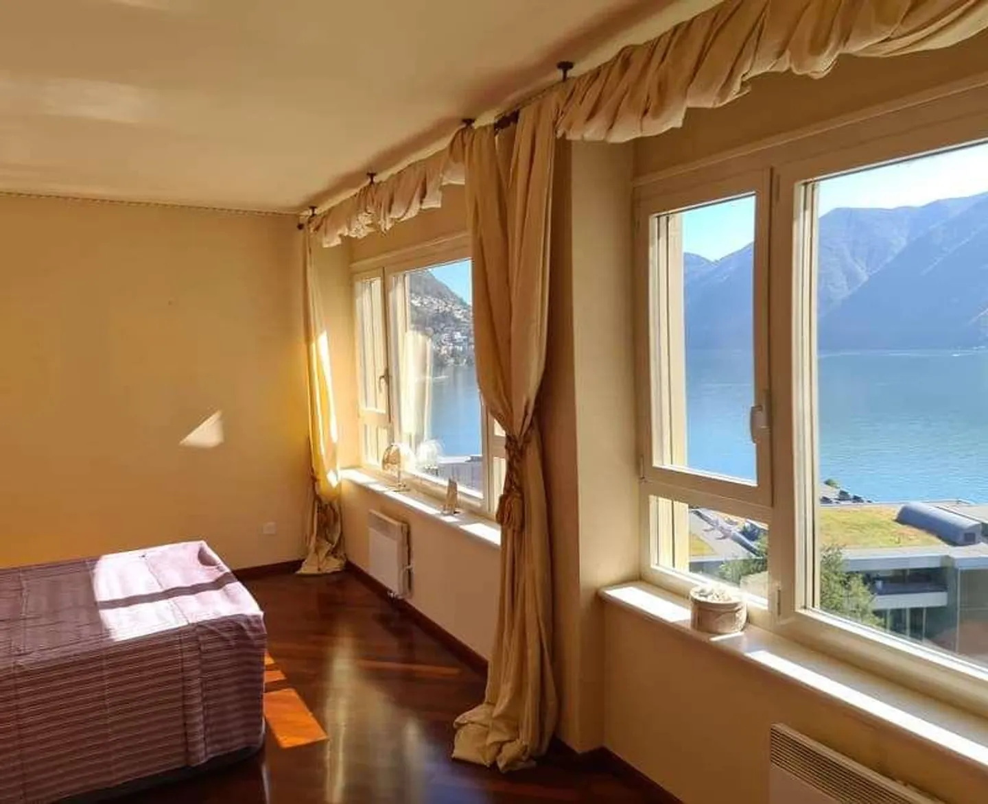 2468X_Zentrale 4.5-Zimmer-Wohnung mit Seeblick. - Foto 8 di 10
