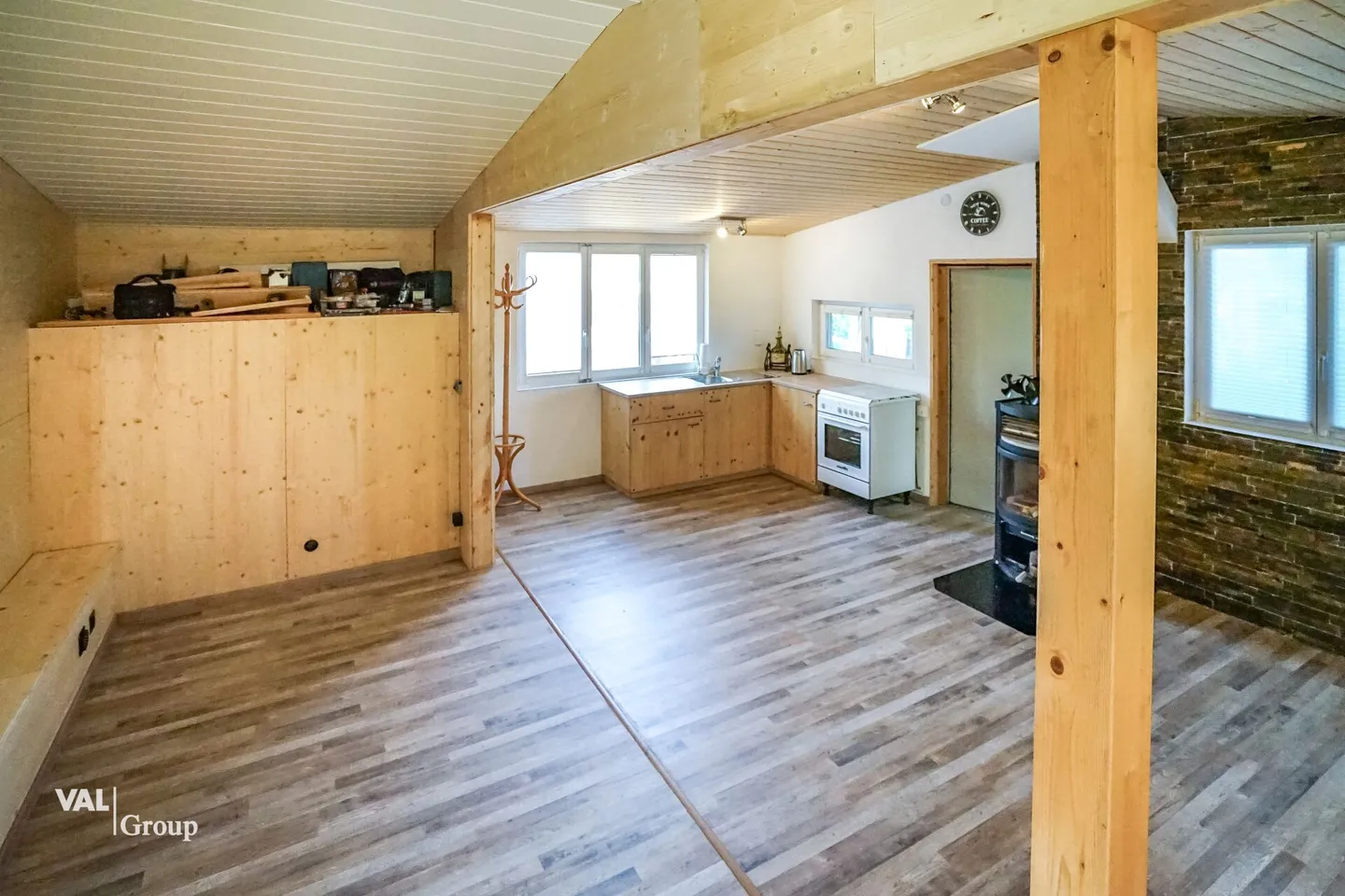 Chalet 'Wildberg' - Stylish Tiny House with Large Terrace in the Zurich Oberland - Photo 6 of 10